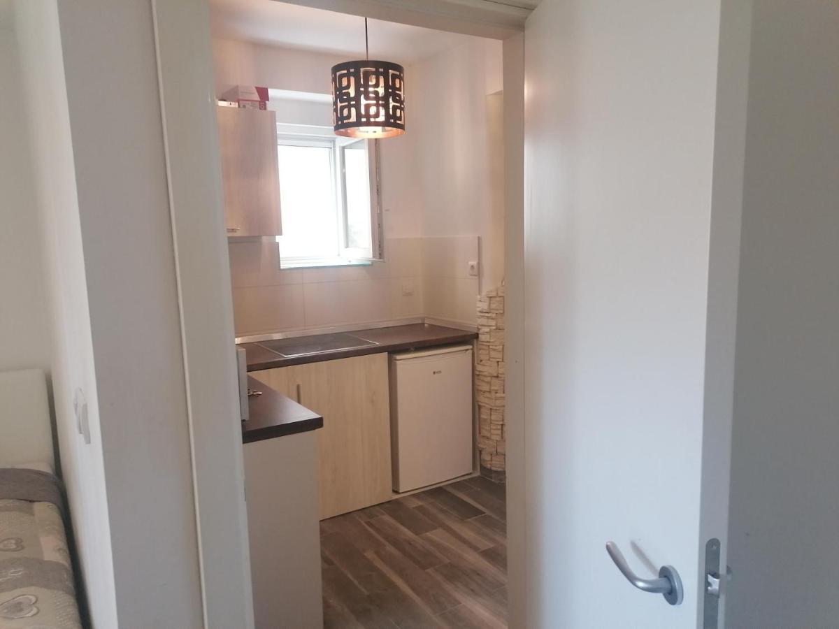 Natasa Apartamento Belgrado Exterior foto