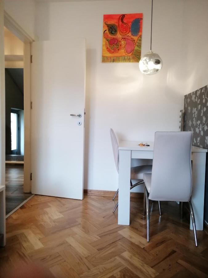 Natasa Apartamento Belgrado Exterior foto